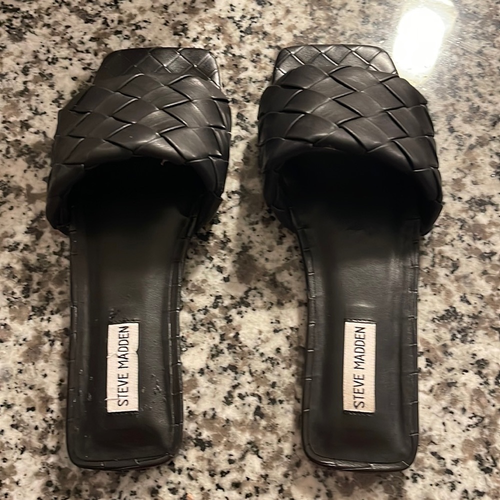 Steve Madden black martine sandal… size 10 Womens